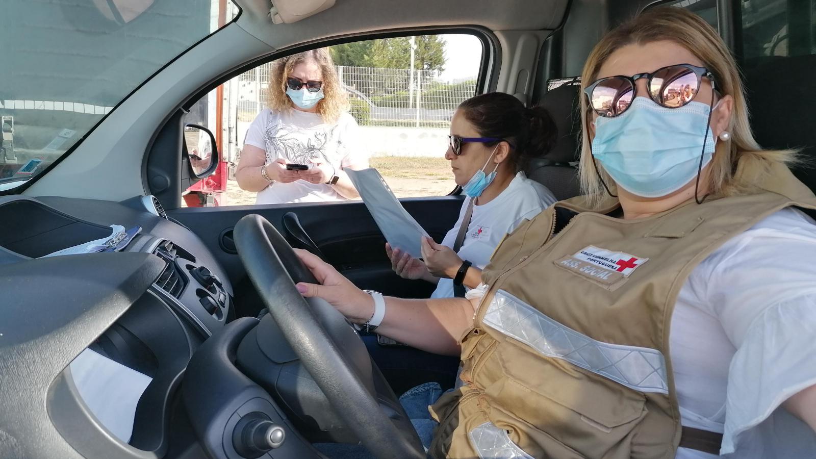 Desfile no Dia Internacional da Cruz Vermelha 2021