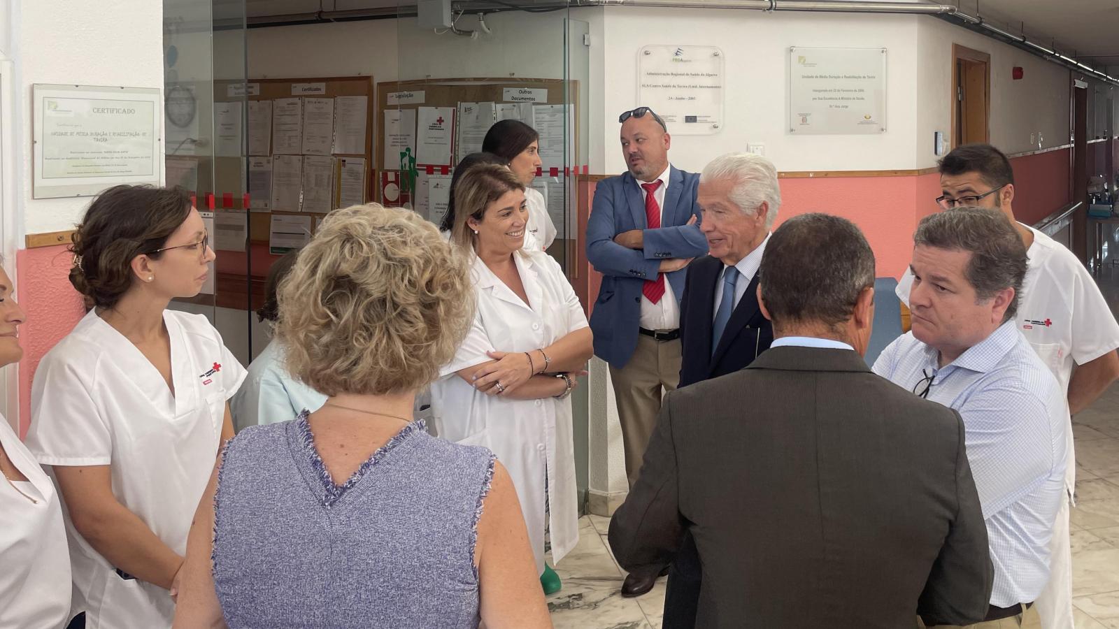 President of the Portuguese Red Cross, António Saraiva, visits Tavira Humanitarian Center