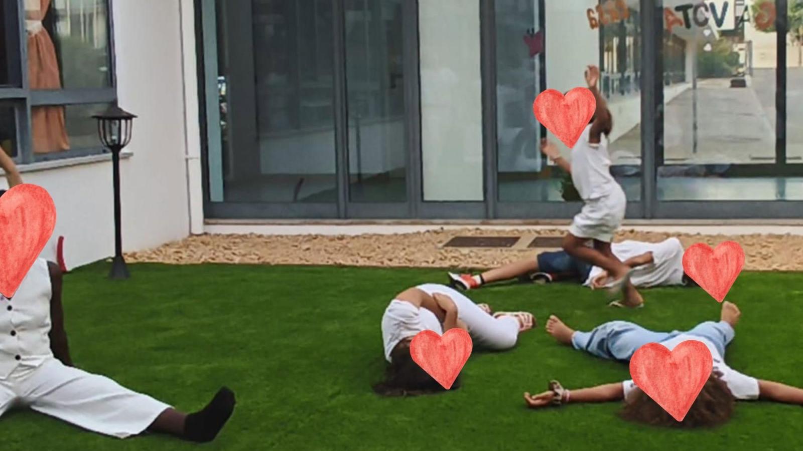 𝐅𝐞𝐬𝐭𝐚 𝐁𝐫𝐚𝐧𝐜𝐚 𝐧𝐚 𝐂𝐚𝐬𝐚 𝐝𝐞 𝐀𝐜𝐨𝐥𝐡𝐢𝐦𝐞𝐧𝐭𝐨